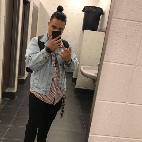 Meet your Posher, Raul - Picture 1 of 1